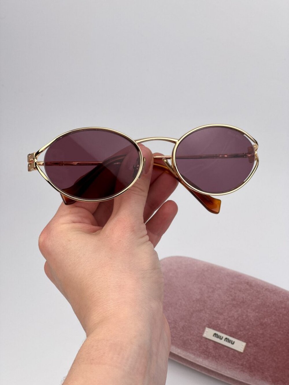 Miu Miu Women’s LOGO Sunglasses Gold Oval Dark Violet Lenses MU52YS 5AK20Y NEW
